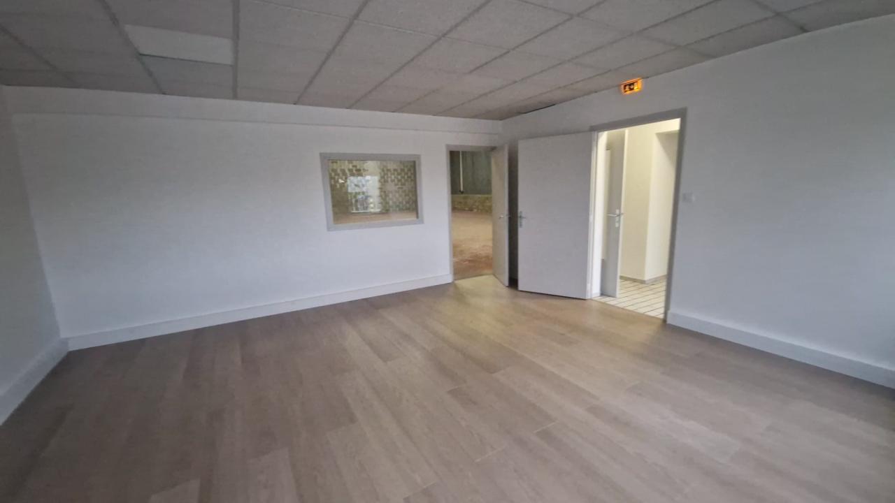 Local d'activité Saint-Priest 370m² Location local d'activité Saint-Priest Rhône OLACT2314290 7